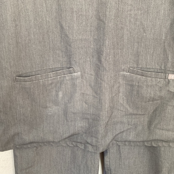 Figs Set Graphite Gray Livingston High Waisted Pant M and Top S - Picture 6 of 10